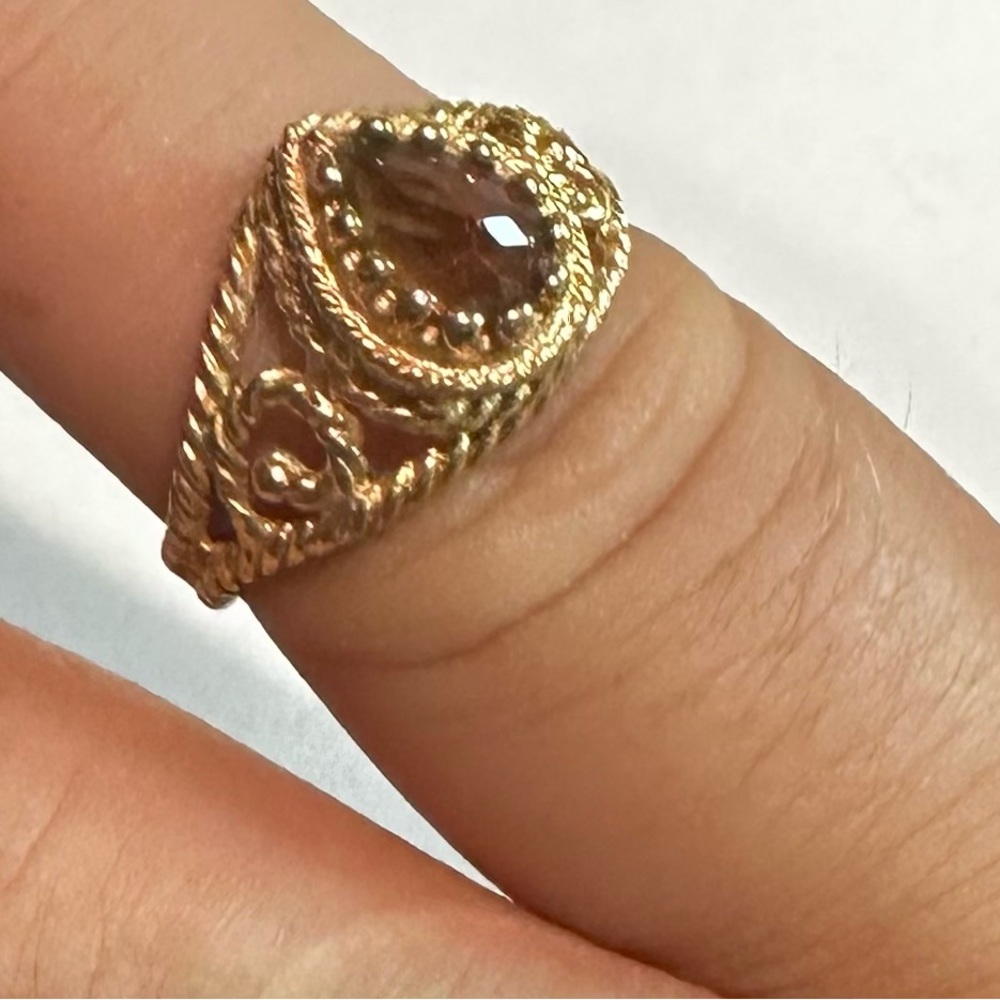 Costume ring